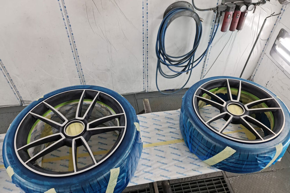 Reifenservice Sportwagen